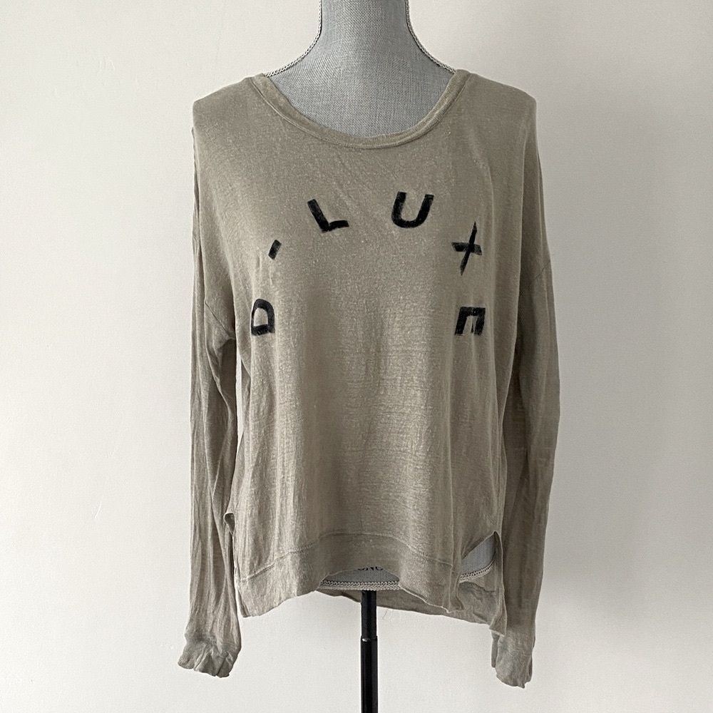 DECJUBA  D- Luxe Basics Olive Linen Knit Shirt Sz S Chic Casual Lightweight